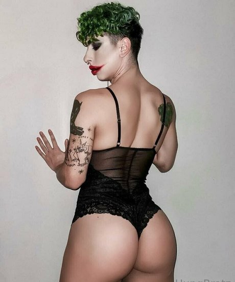 Hungbratz xxx exklusive archiv