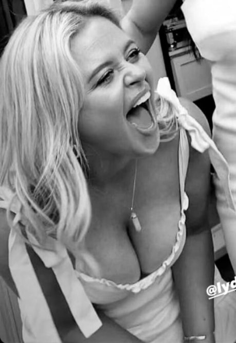 Emily Atack akt archiv