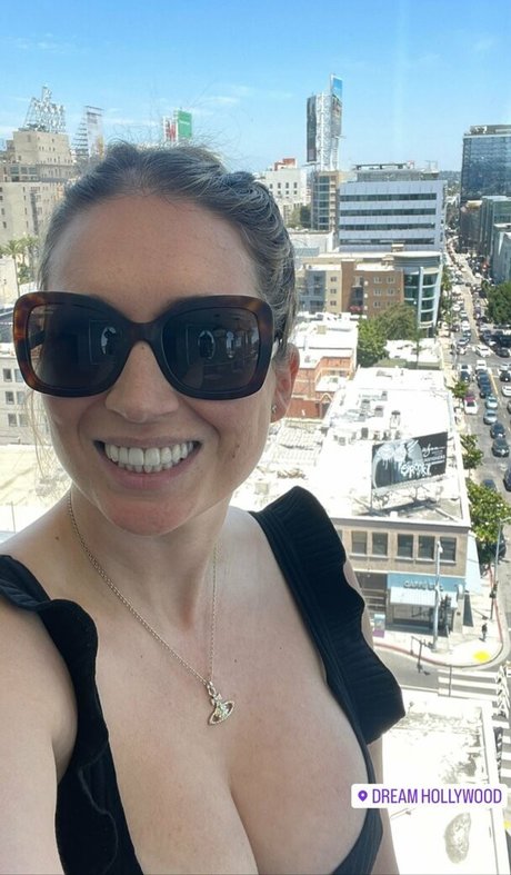 Sarah Cruddas hd xxx foto