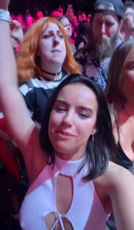 Georgia May Foote top exklusive fotos