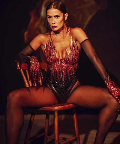 Deborah Secco sex archiv