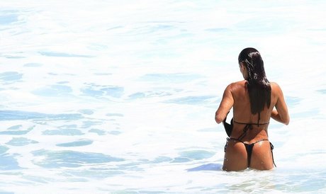 Deborah Secco kunst nacktheit galerien