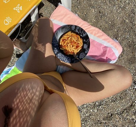 naughty lola erotische schöne foto