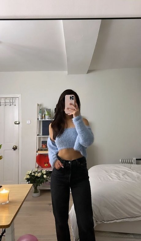 Karagii top pornostar bild