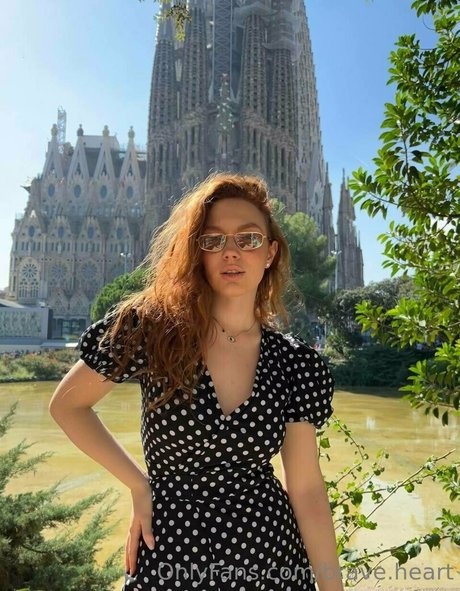 Bb onfire schauspielerin pornografische bild