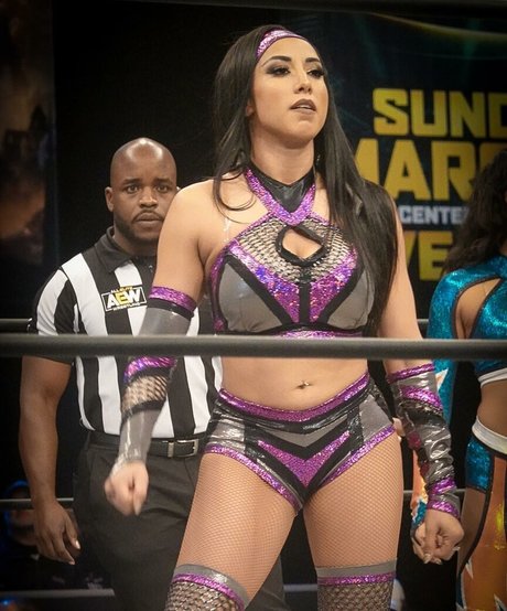 Leila Grey nackt hd archiv