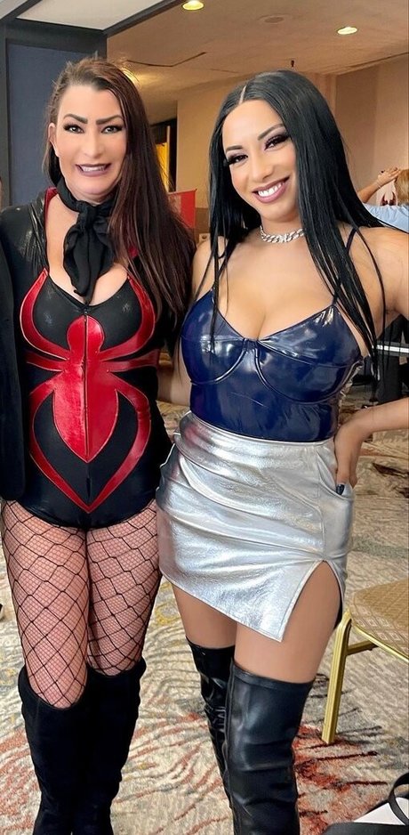 Leila Grey nacktheit top fotos