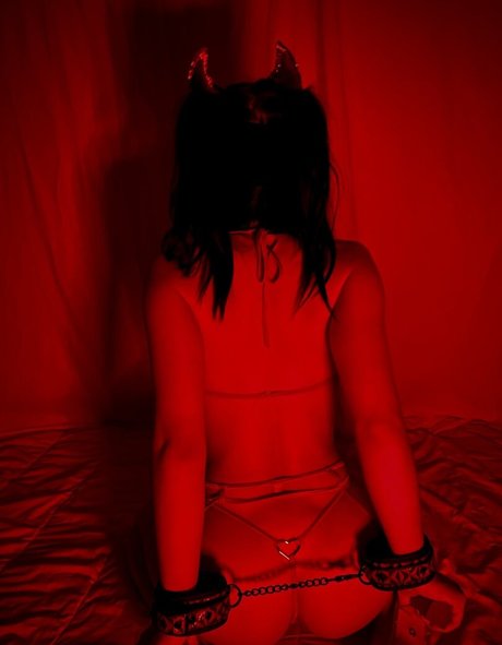 bitchwitch47 xxx sex bild