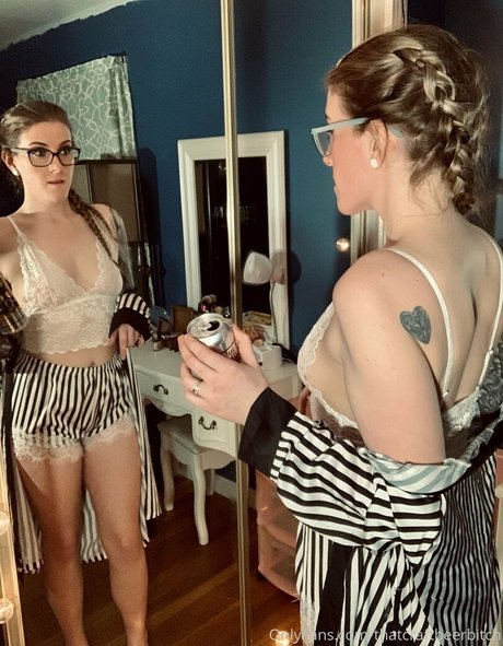 Beerbabes porno kunst galerie