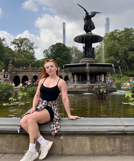 Isla Dawn sexy erwachsene bild