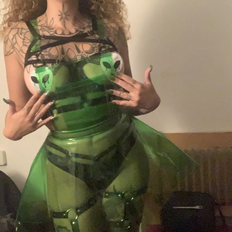 Edin Kary hübsche nacktheit bild