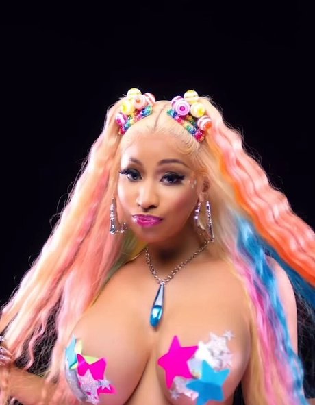 lesben strapon onlyfans sexy schöne galerie