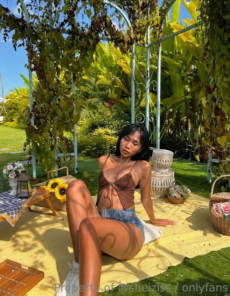 Sheiziss nackt porno bilder