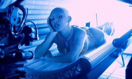 asiatische gilf-onlyfans top hd bilder