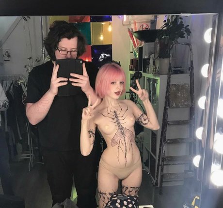 shemale sperma im mund onlyfans xxx nacktheit foto