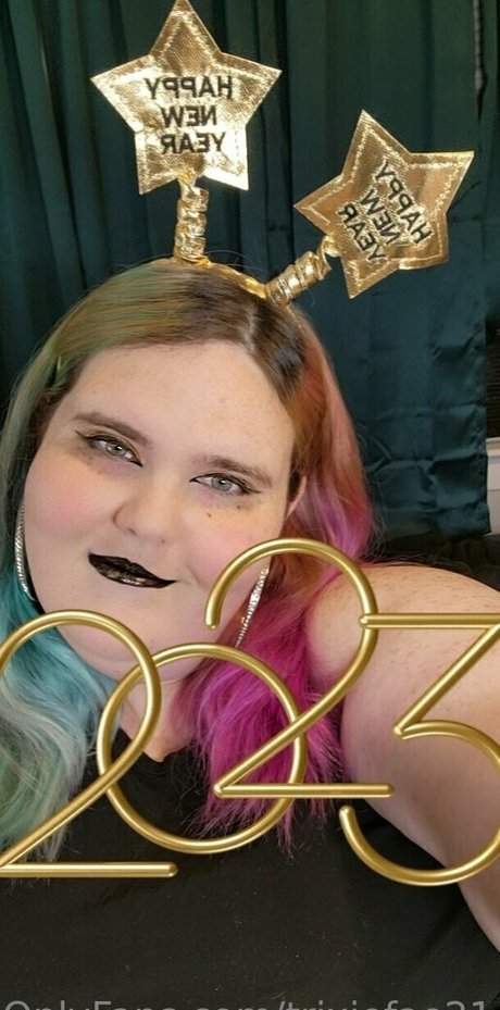 trixiefae21 nackt pornografische foto