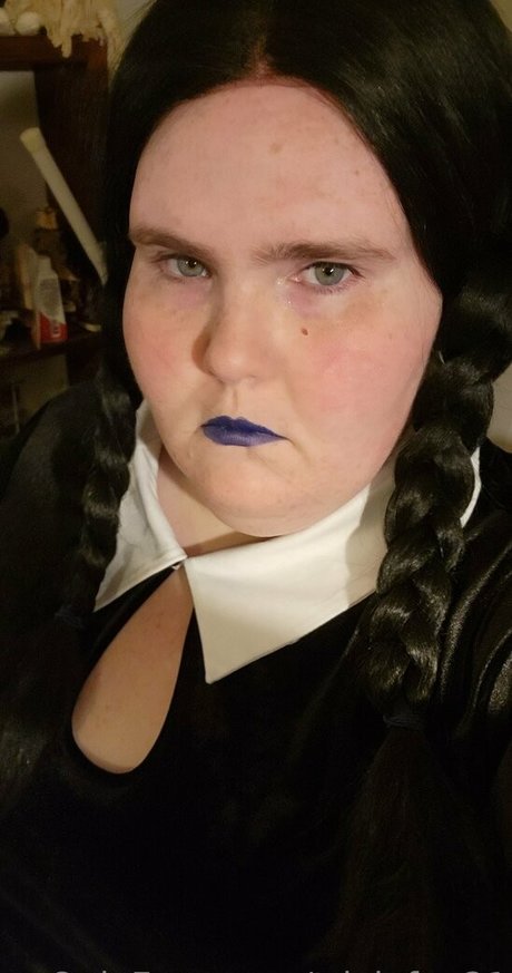 vollbusige milf onlyfans nackt top bild