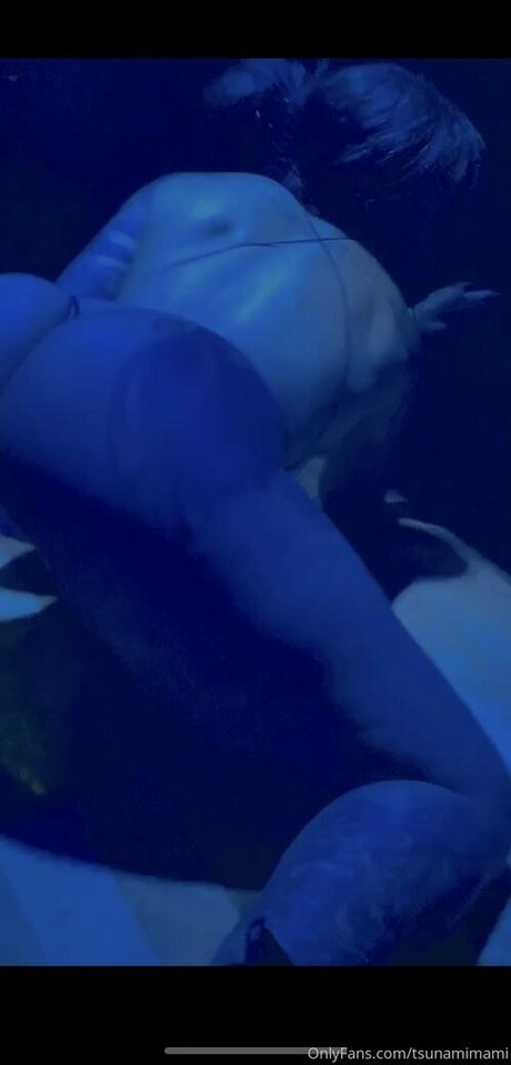 tsunamimami pornostar foto