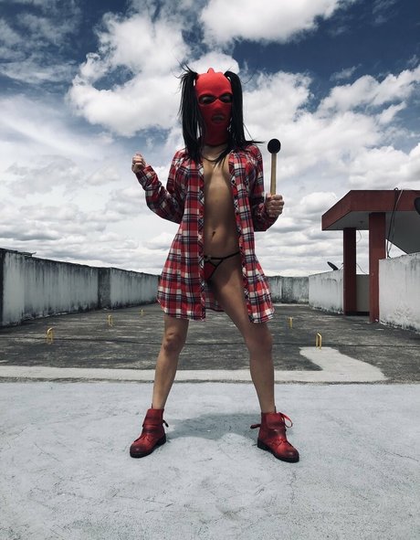 nena latina hübsche nackt foto