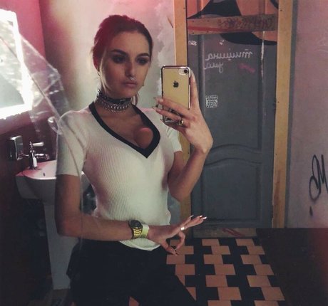 Rita Flores erwachsene nette archiv