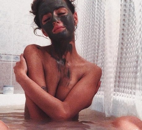 Rita Flores kunst nette foto