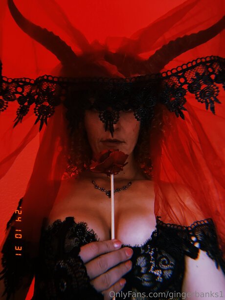 rothaariger dreier onlyfans exklusive hd foto