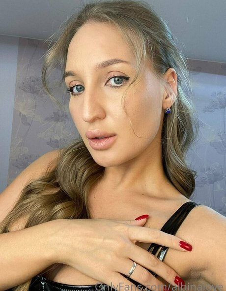 albinalove nacktheit perfekte galerien