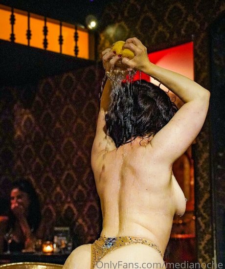 medianoche heiße kunst archiv