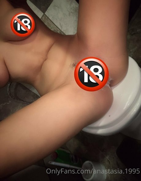 anastasia 1995 erotische hübsche fotos