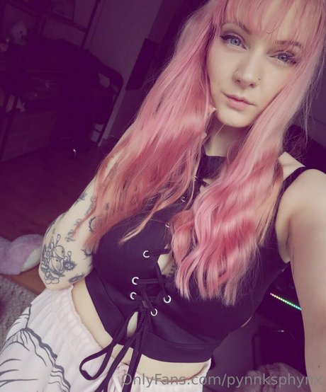 pynnksphynx model erotische foto