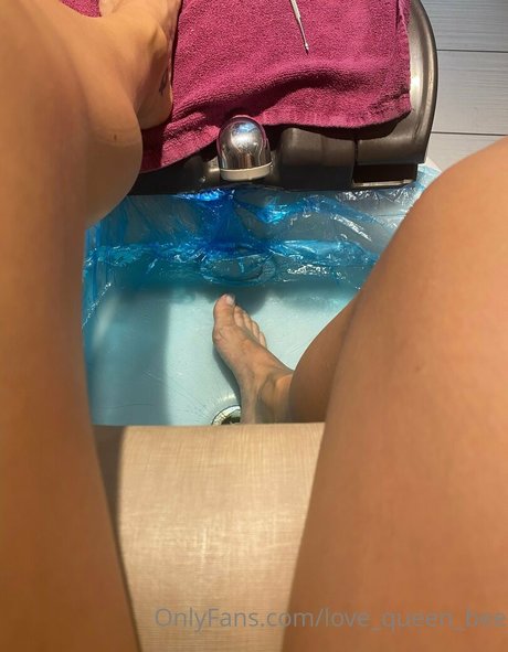 love queen bee xxx kunst bild