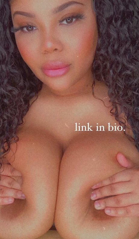 Gabrielle Logan erwachsene nackten galerien