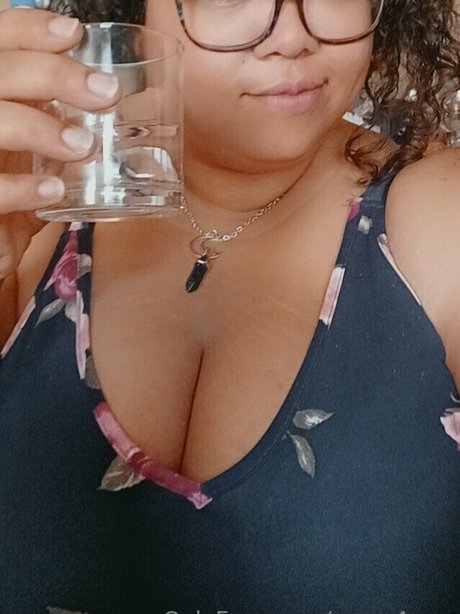 vollbusige rothaarige teen onlyfans hübsche top archiv