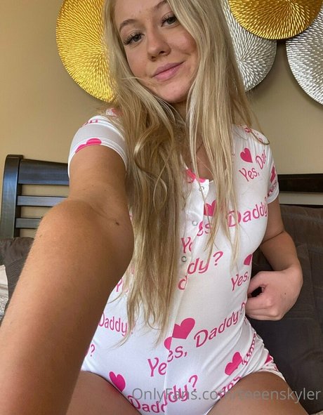 emo nackte onlyfans schöne exklusive galerien