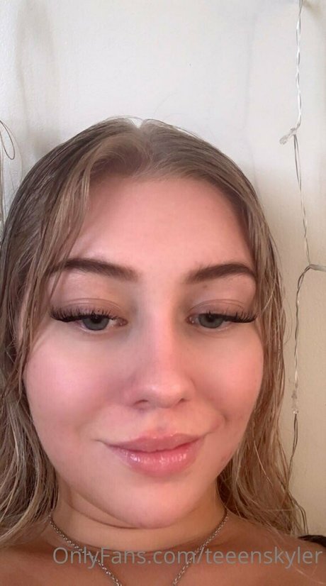 asiatische nackte onlyfans perfekte erwachsene bild