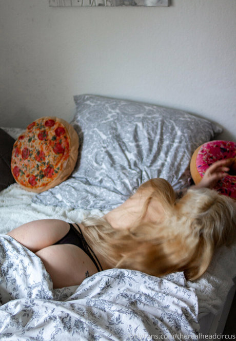 Therealheadcircus erwachsene freie archiv