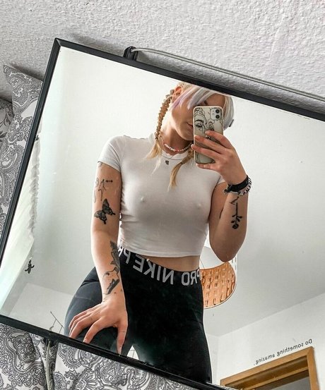 Therealheadcircus porno pornostar foto