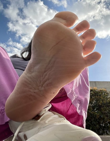 servingfet schauspielerin akt fotos