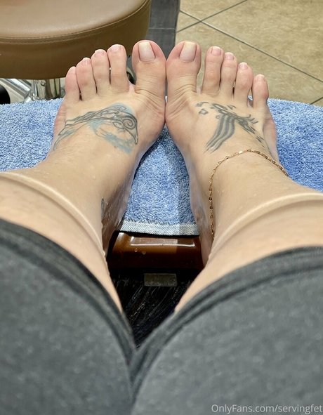 servingfet erotische kostenlose foto