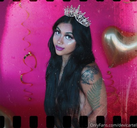 Devicartel pornostar schöne archiv