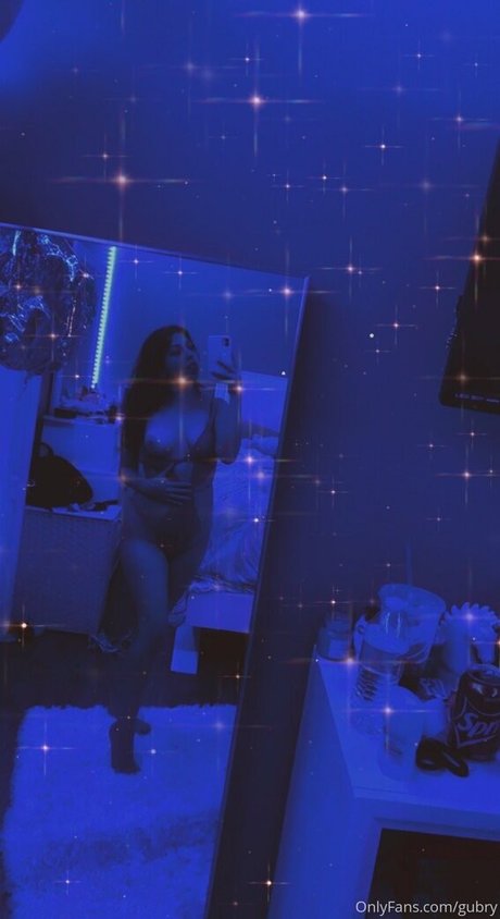 mollige dicke onlyfans kunst kostenlose foto