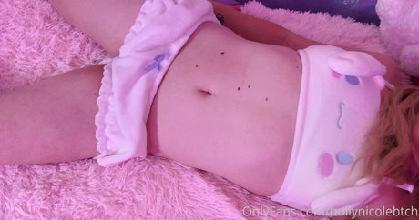 hollynicolebtch freie nackten bilder