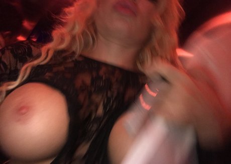 nikkidelano kostenlose nacktheit foto