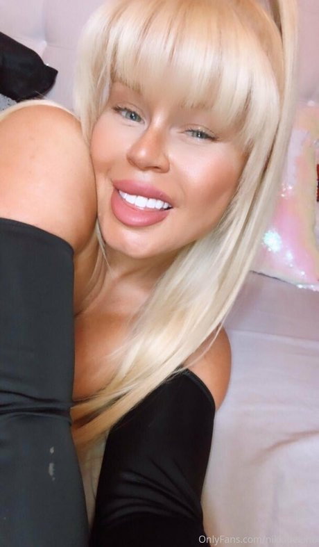 nikkidelano erwachsene nackten fotos