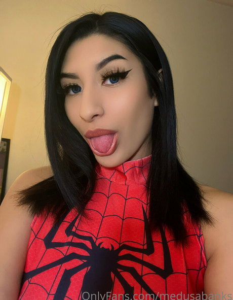 medusabanks schauspielerin pornographische bilder