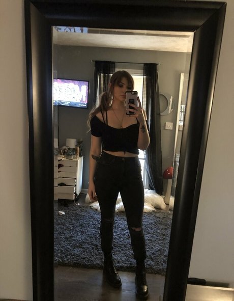 lucyshilohcam pornostar sex galerie