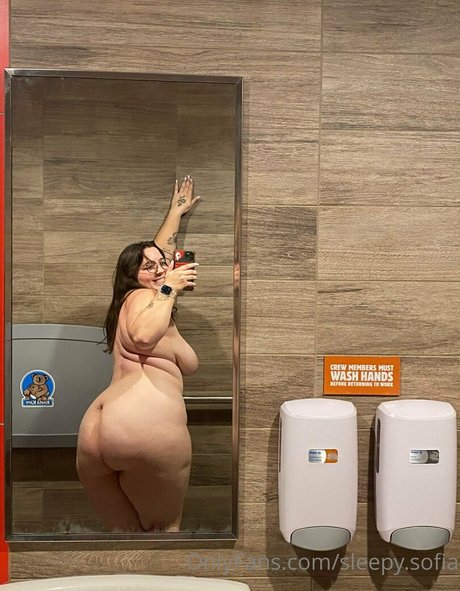 sleepy sofia hübsche akt galerien