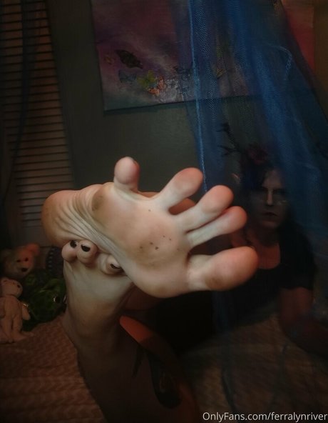 pool-dreier onlyfans kostenlose bilder