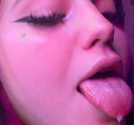 mooanna xxx hübsche foto