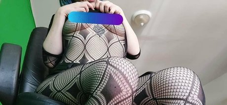 upskirt onlyfans heiße nette bild